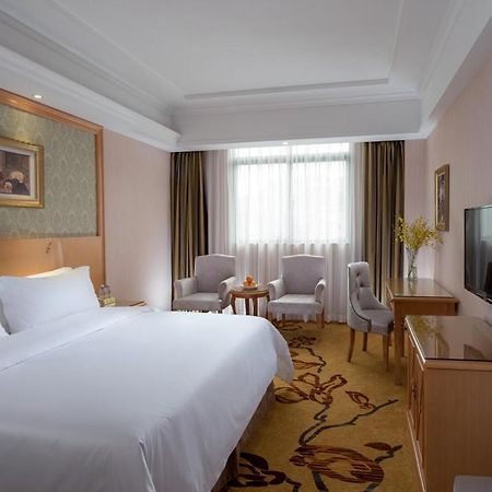 Vienna Hotel Shenzhen Buji Ganli Road מראה חיצוני תמונה